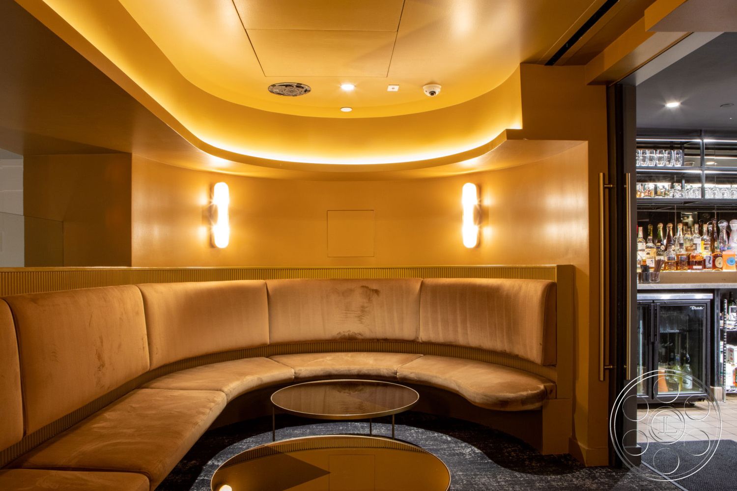 Restaurant 93 - Living Room, Couch