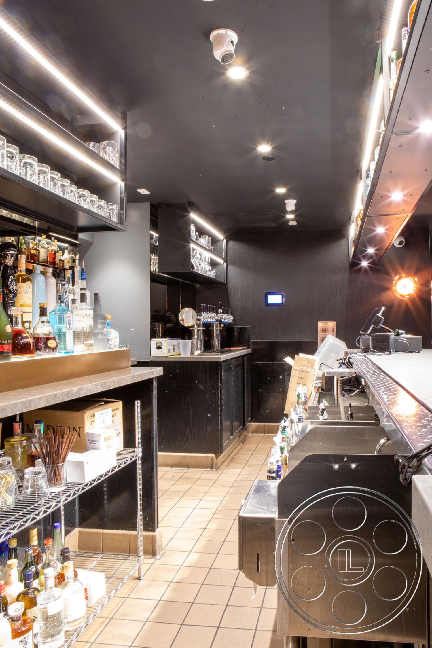 Restaurant 93 - Restaurant, Shop