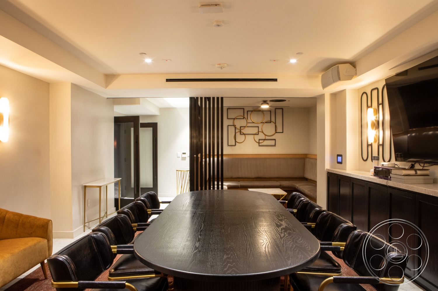 Restaurant 93 - Meeting Room, Office, conference room