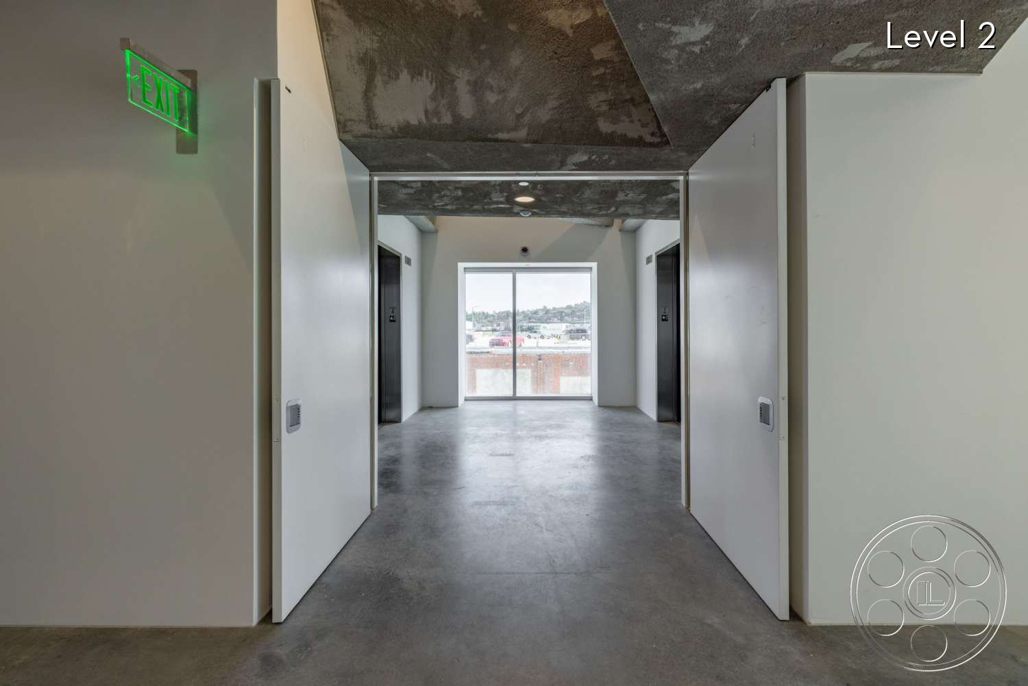 The Wrapper Building - lobby, elevator