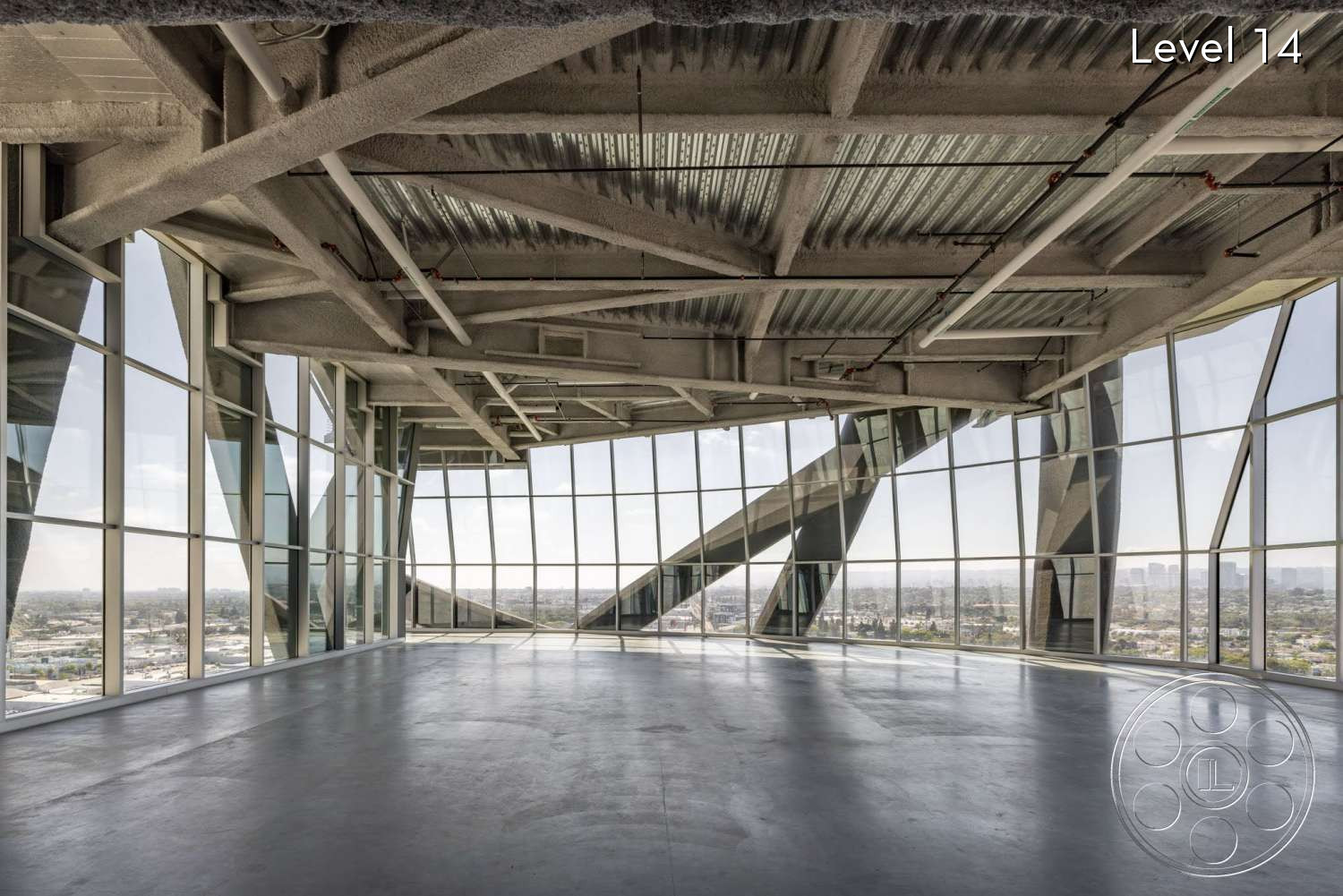 The Wrapper Building - Terminal, studio, Airport
