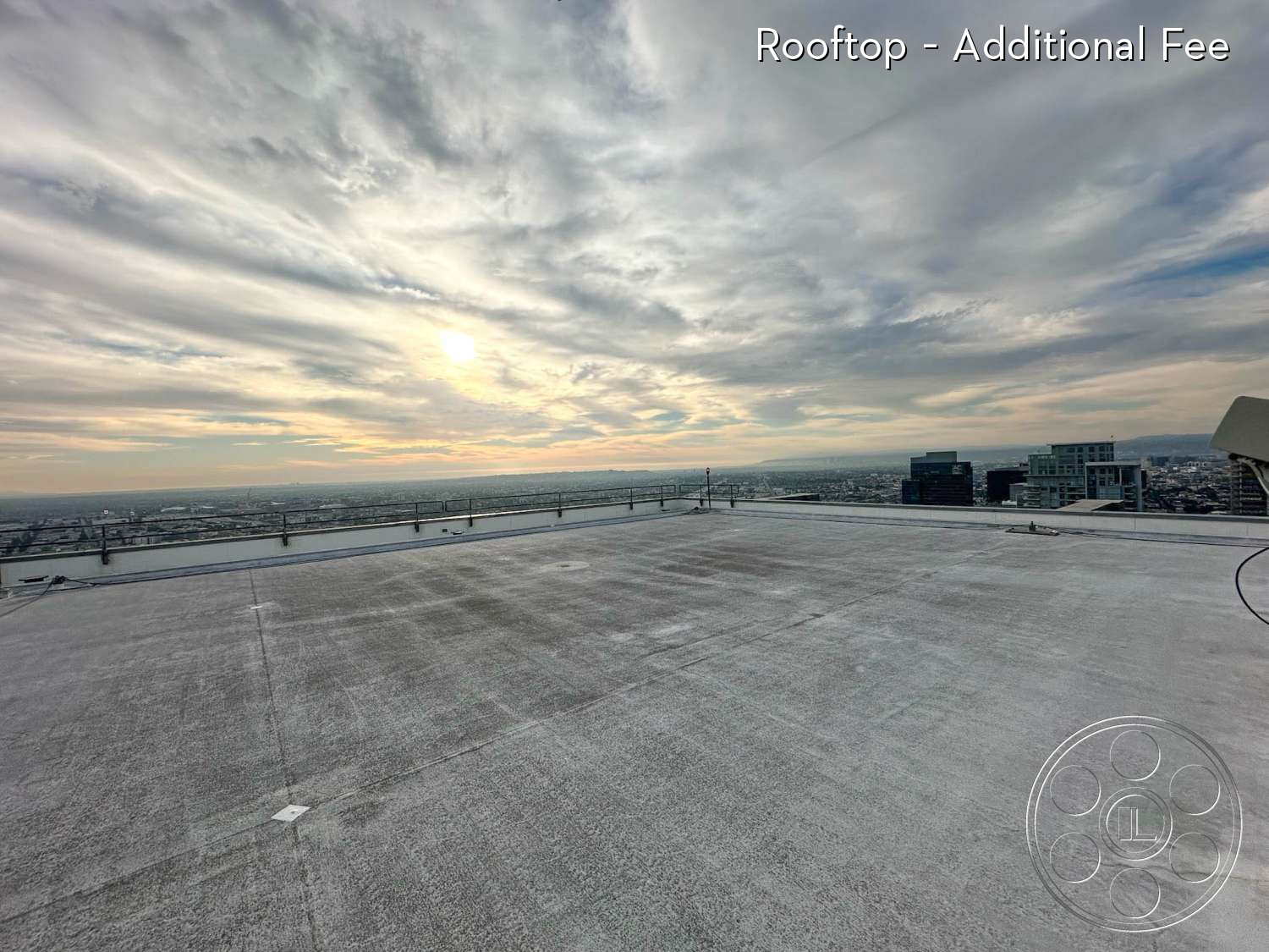 SKYstudio® - Outdoors, Bridge, Sky, Horizon, Airport, Airfield