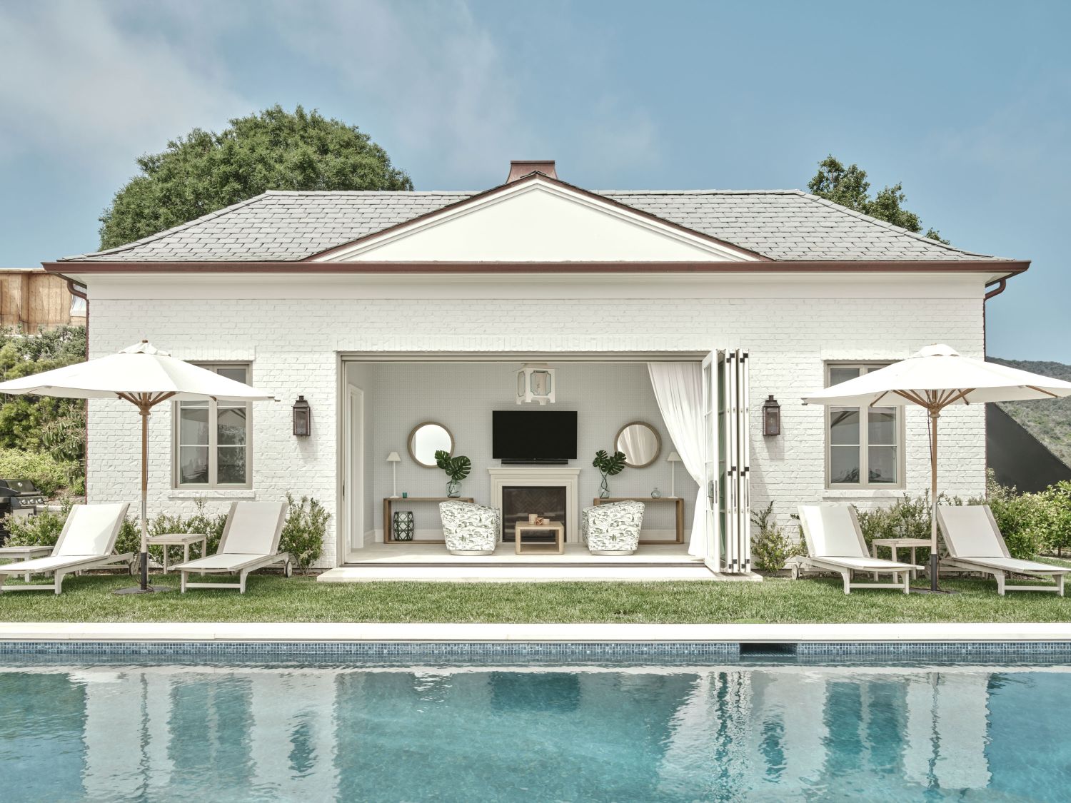 Colonial 31