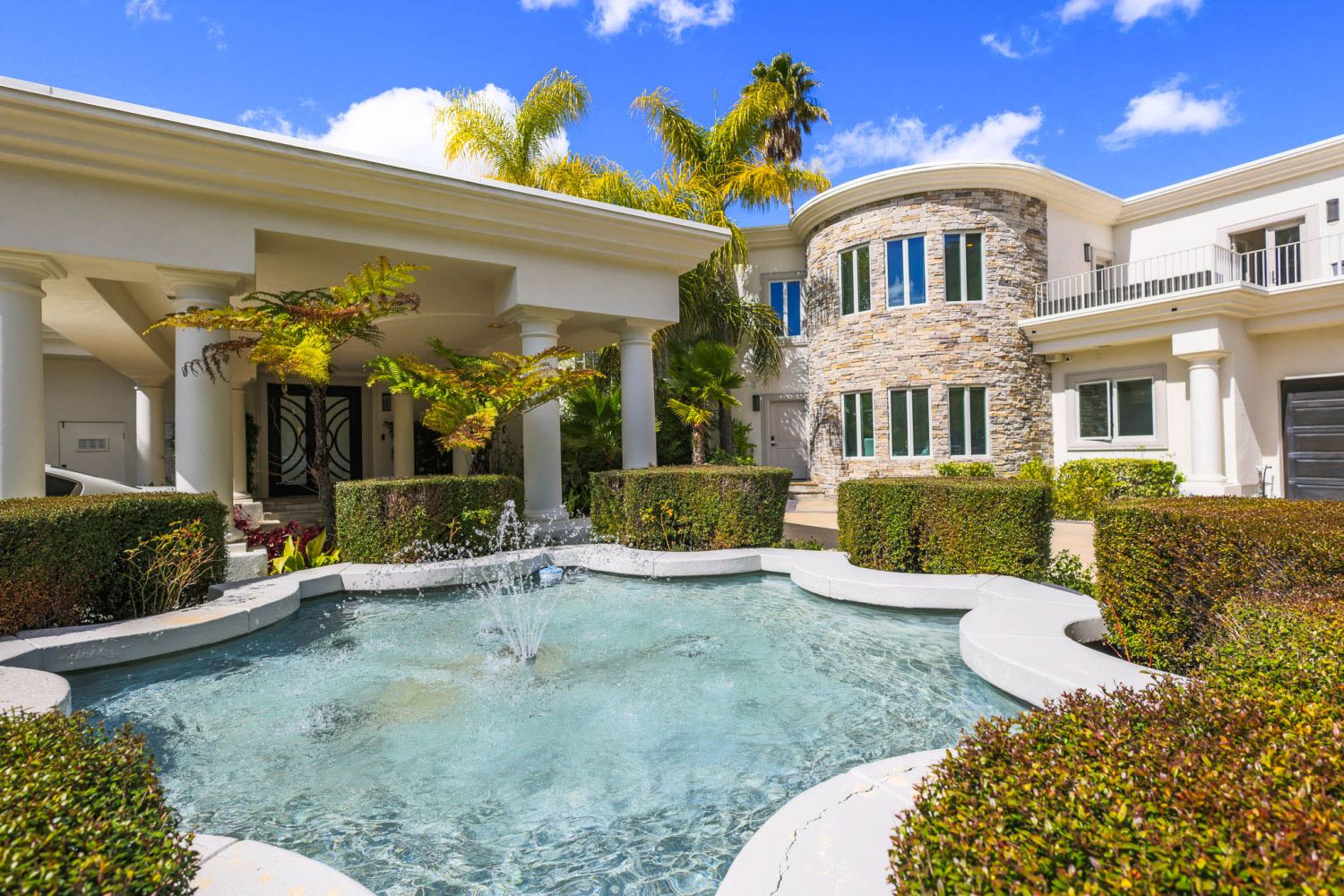 Mansion 135