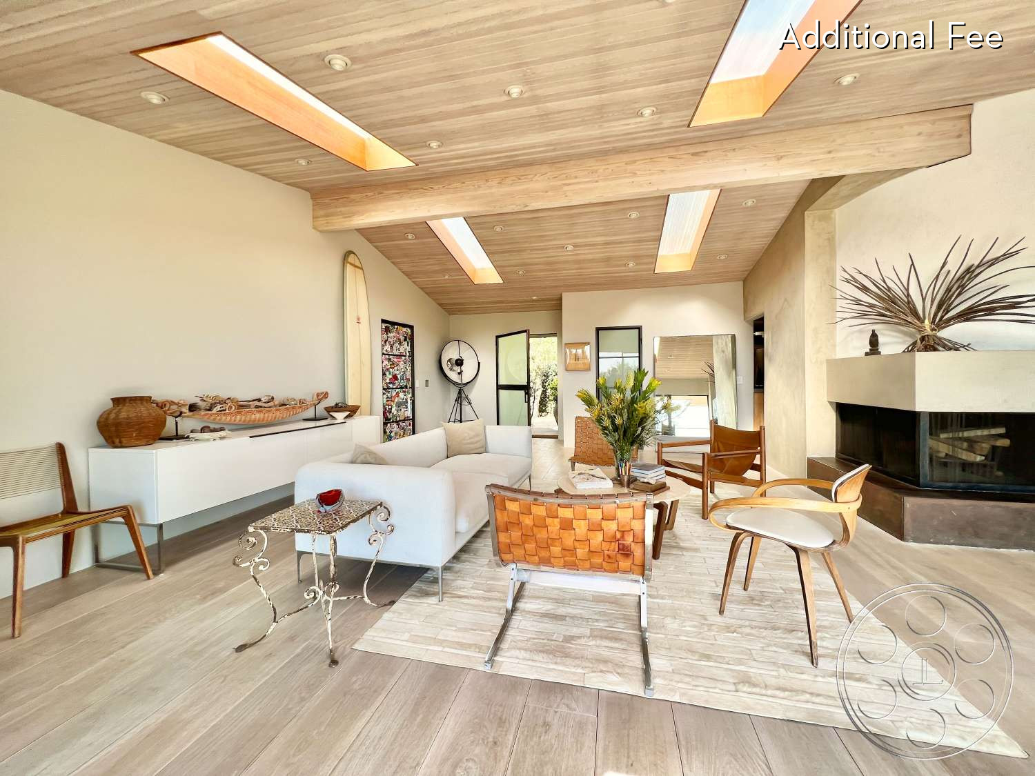 Zen Garden - Living Room, fireplace, skylight