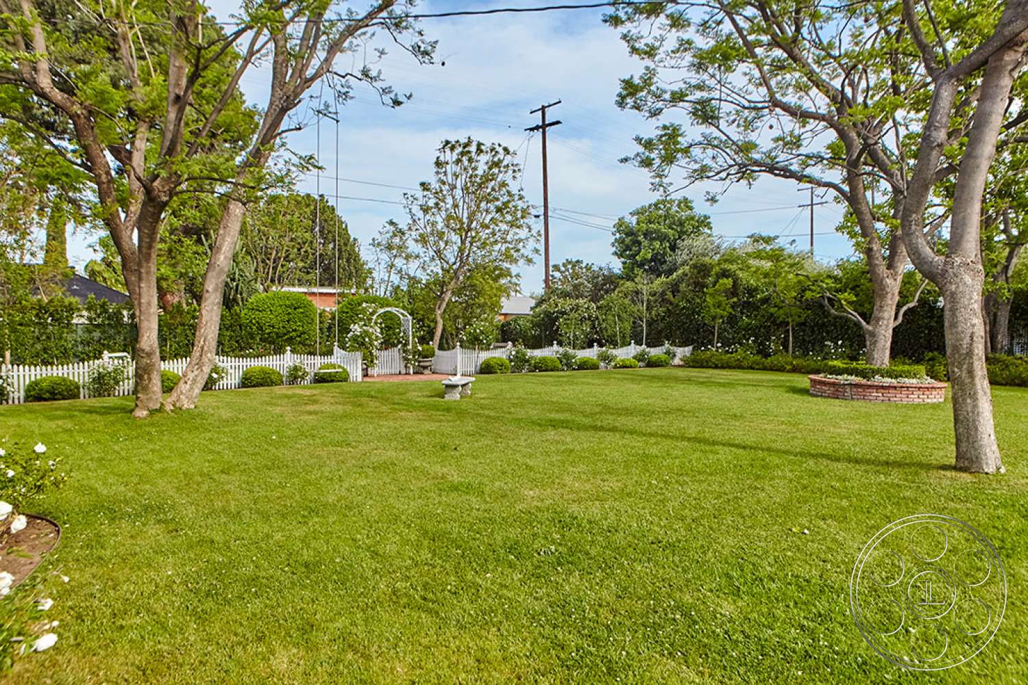 Cottage 2 - plant, outdoors, grass, lawn, park
