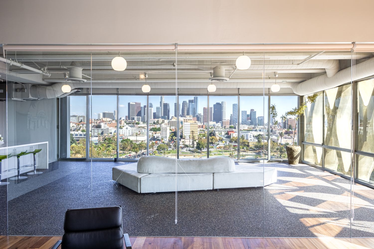 Loft 158