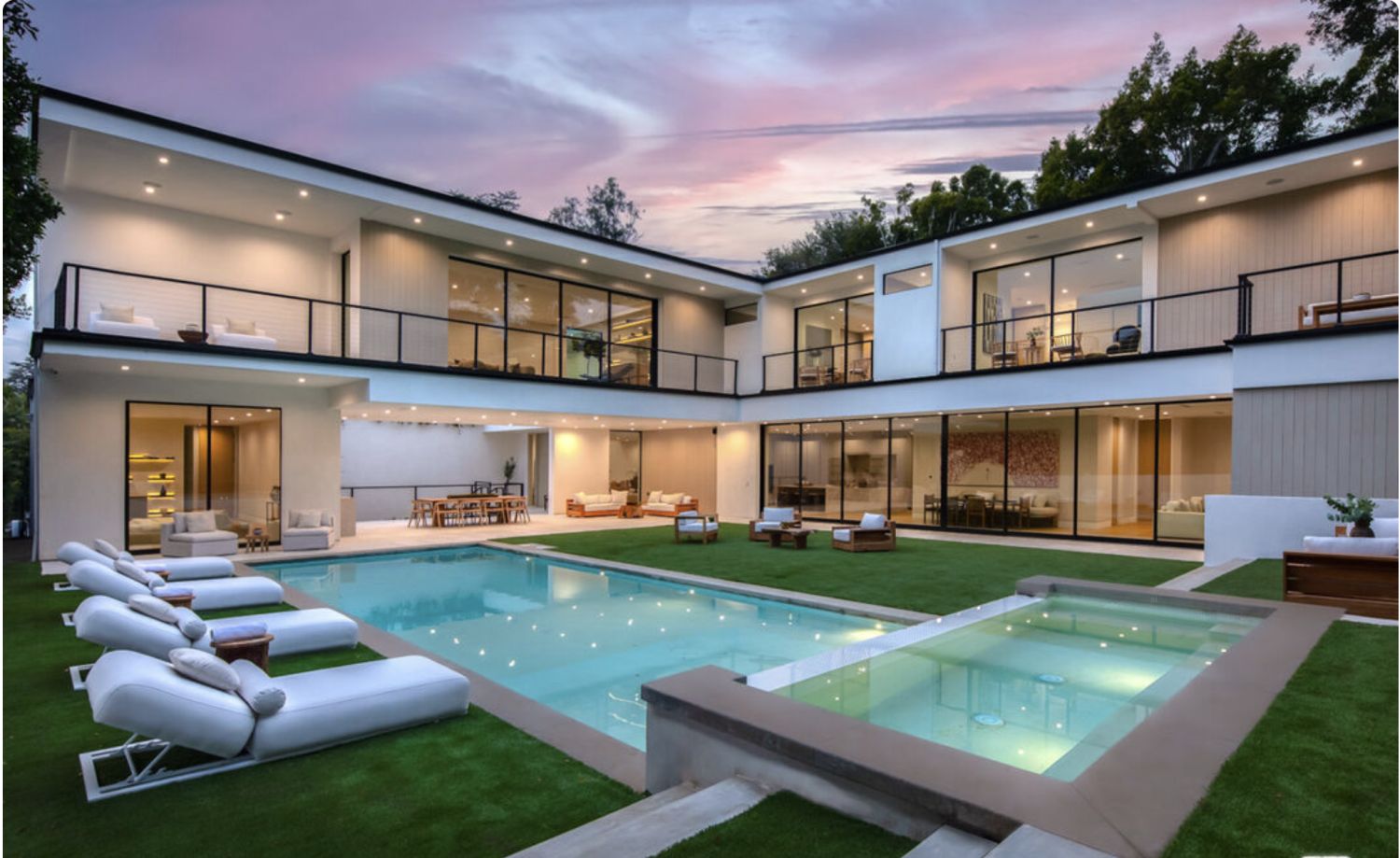 Modern 514 — Brentwood filming location