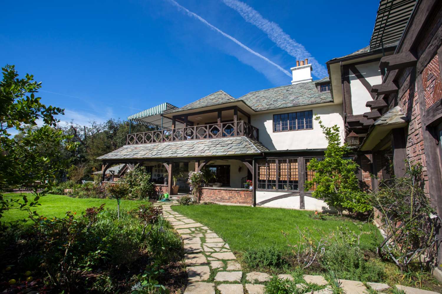 Mansion 54