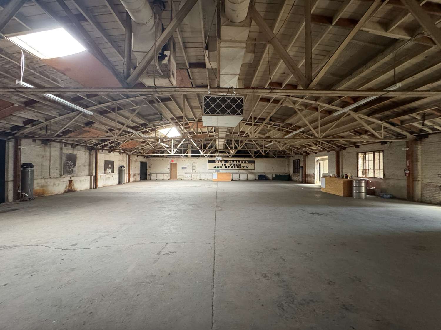 Warehouse 62 — Florence-Graham filming location