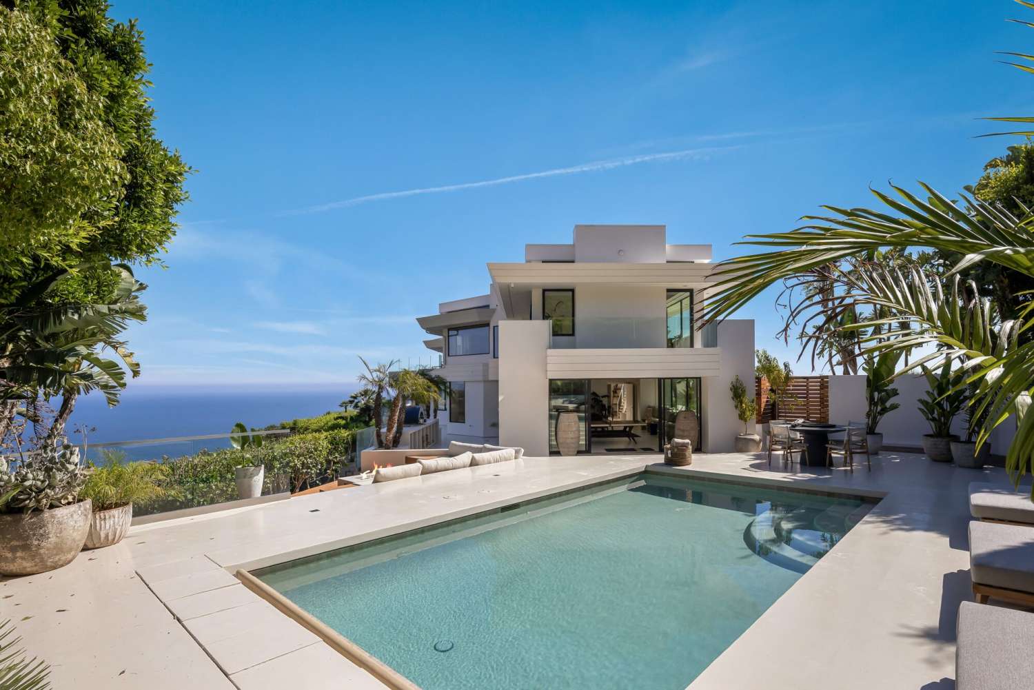 Modern 528 — Malibu filming location