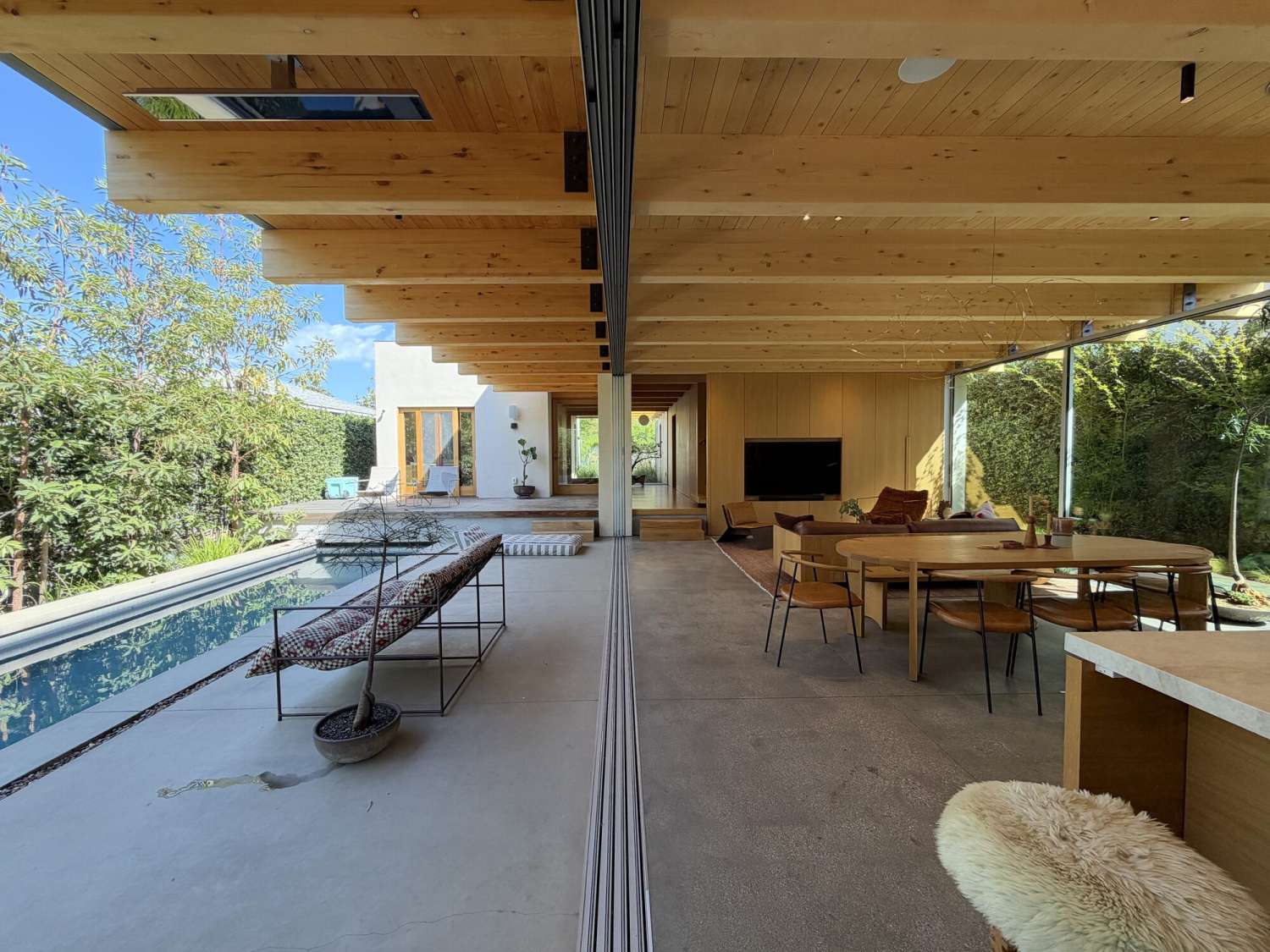 Retro House — Mar Vista filming location