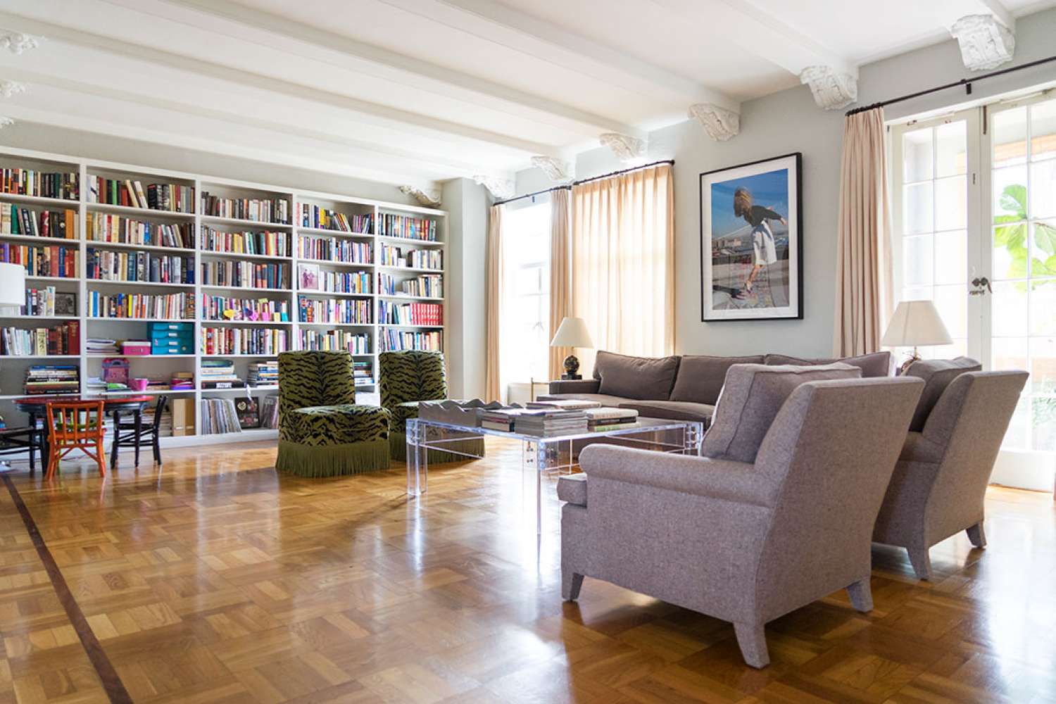 Apartment 27