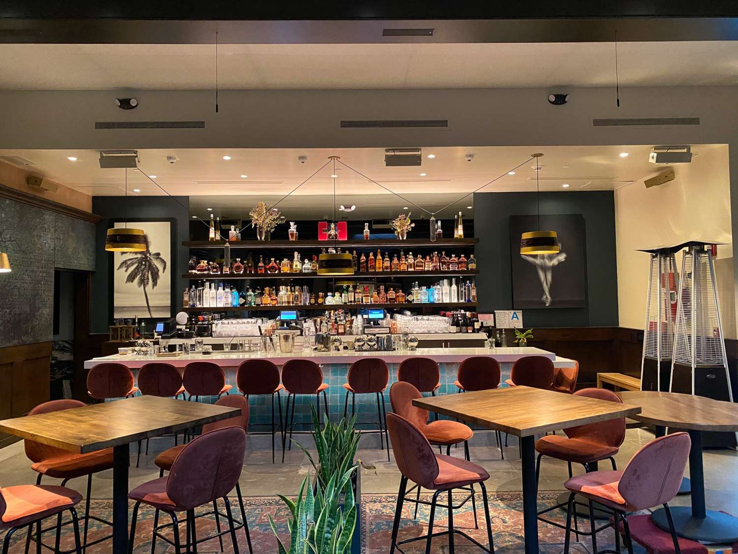Bar 14