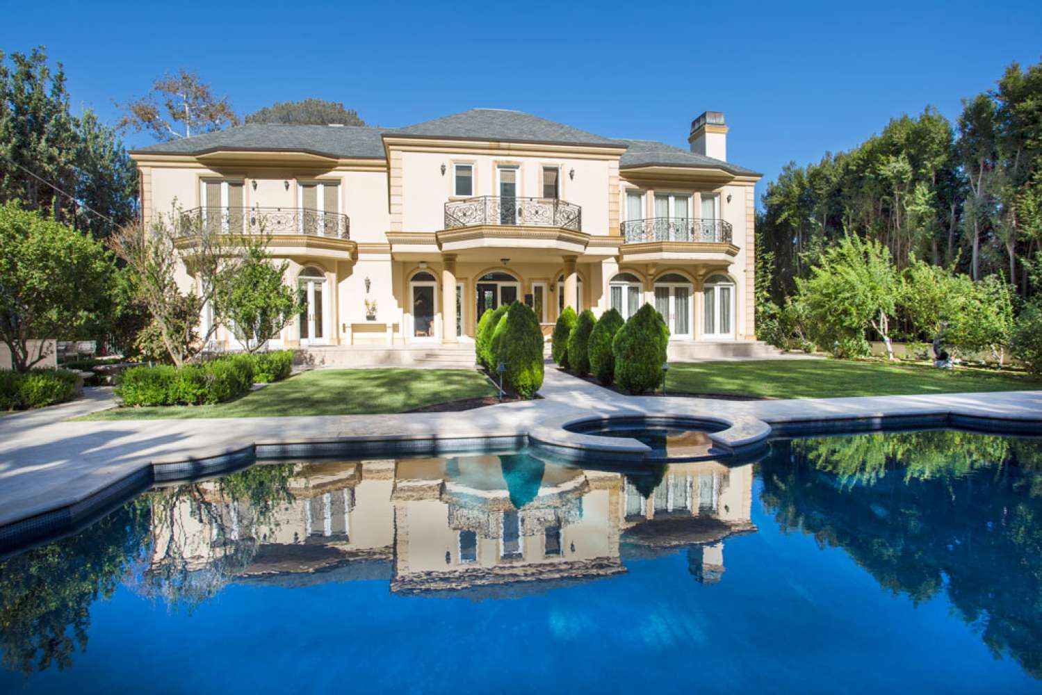 Mansion 94