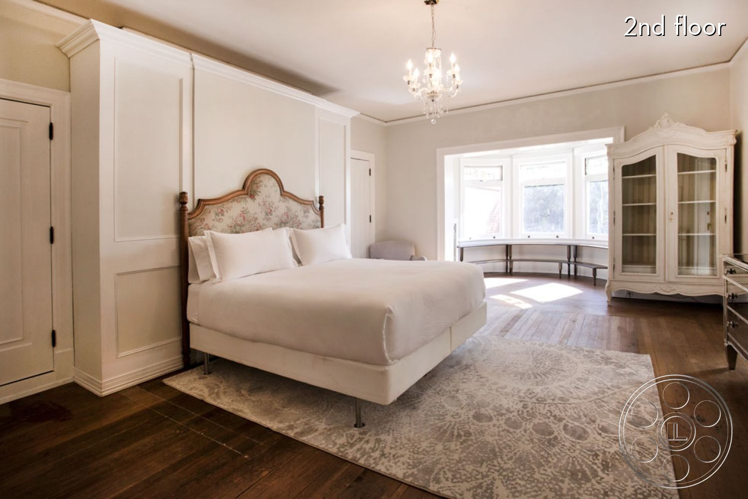 The Rosenheim Mansion - indoors, furniture, room, bedroom, home decor, rug, corner