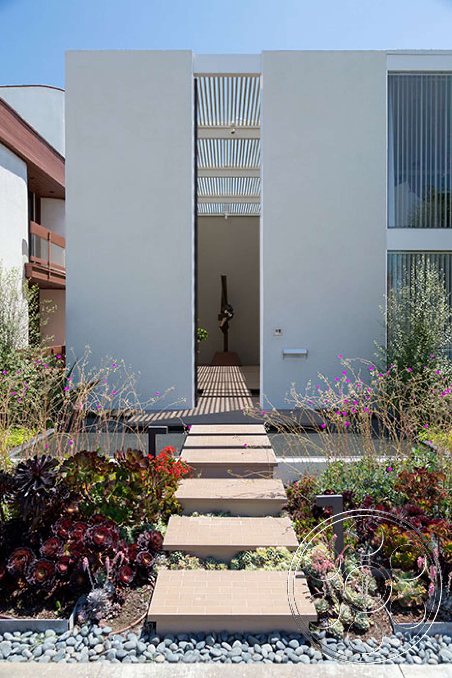 Case Study 25 - outdoors, garden
