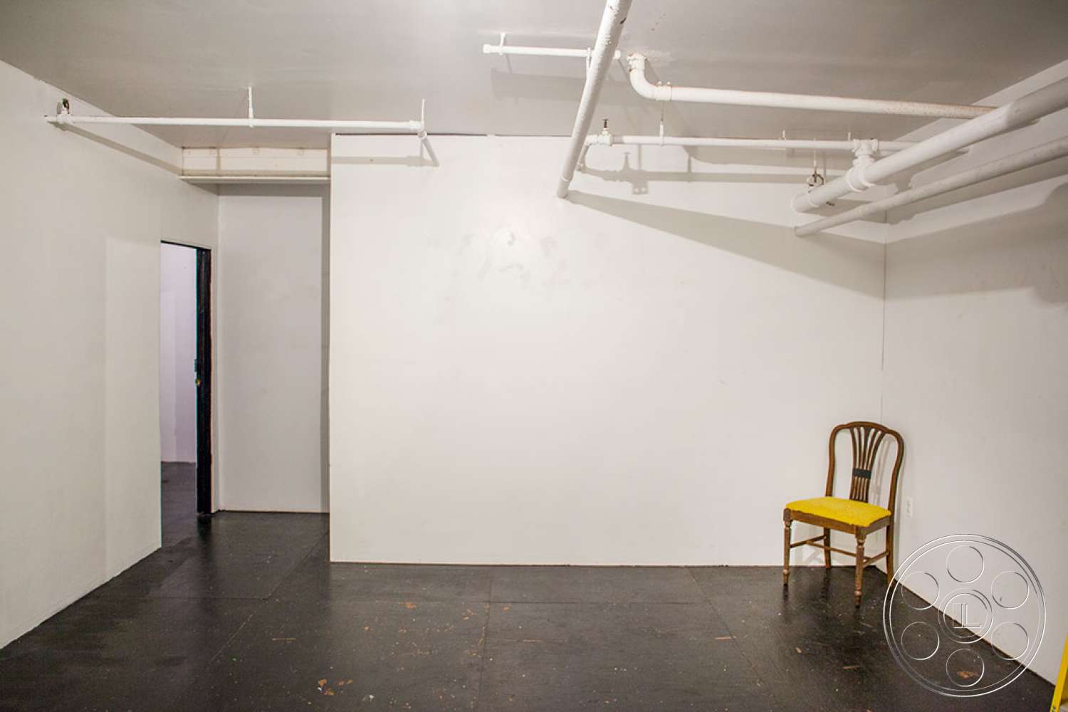 Brooklyn 37 - indoors, loft, furniture, chair