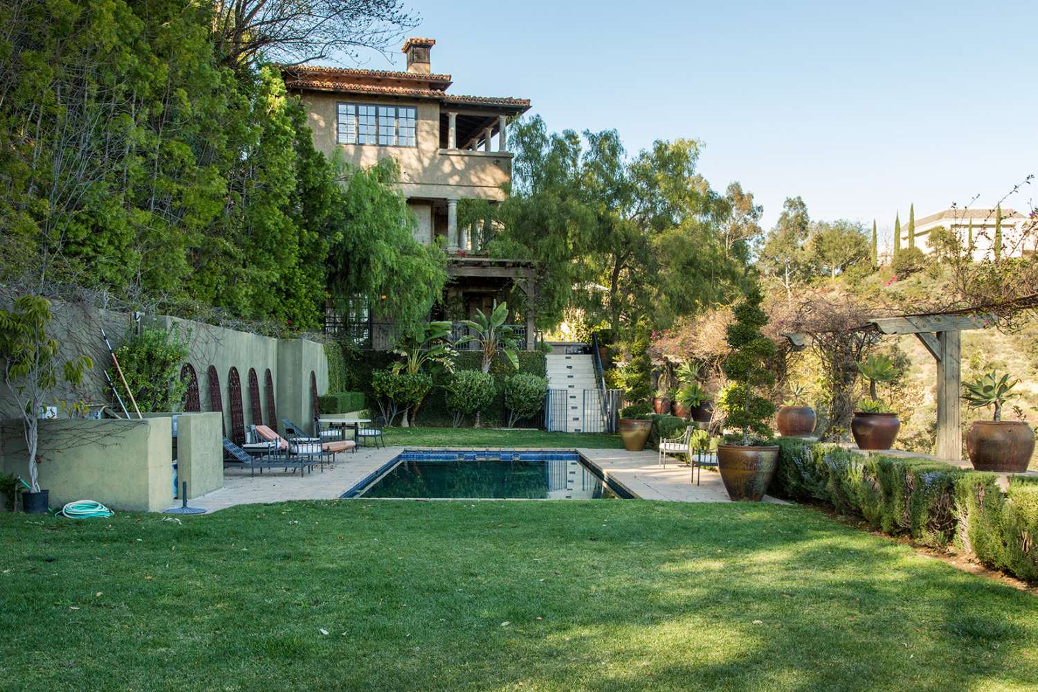 Mansion 49