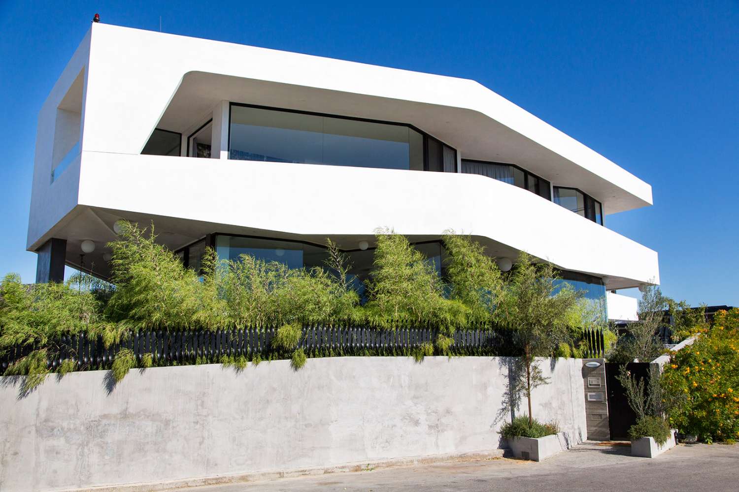 Modern 70 | Filming and Photography Location | Hollywood Hills