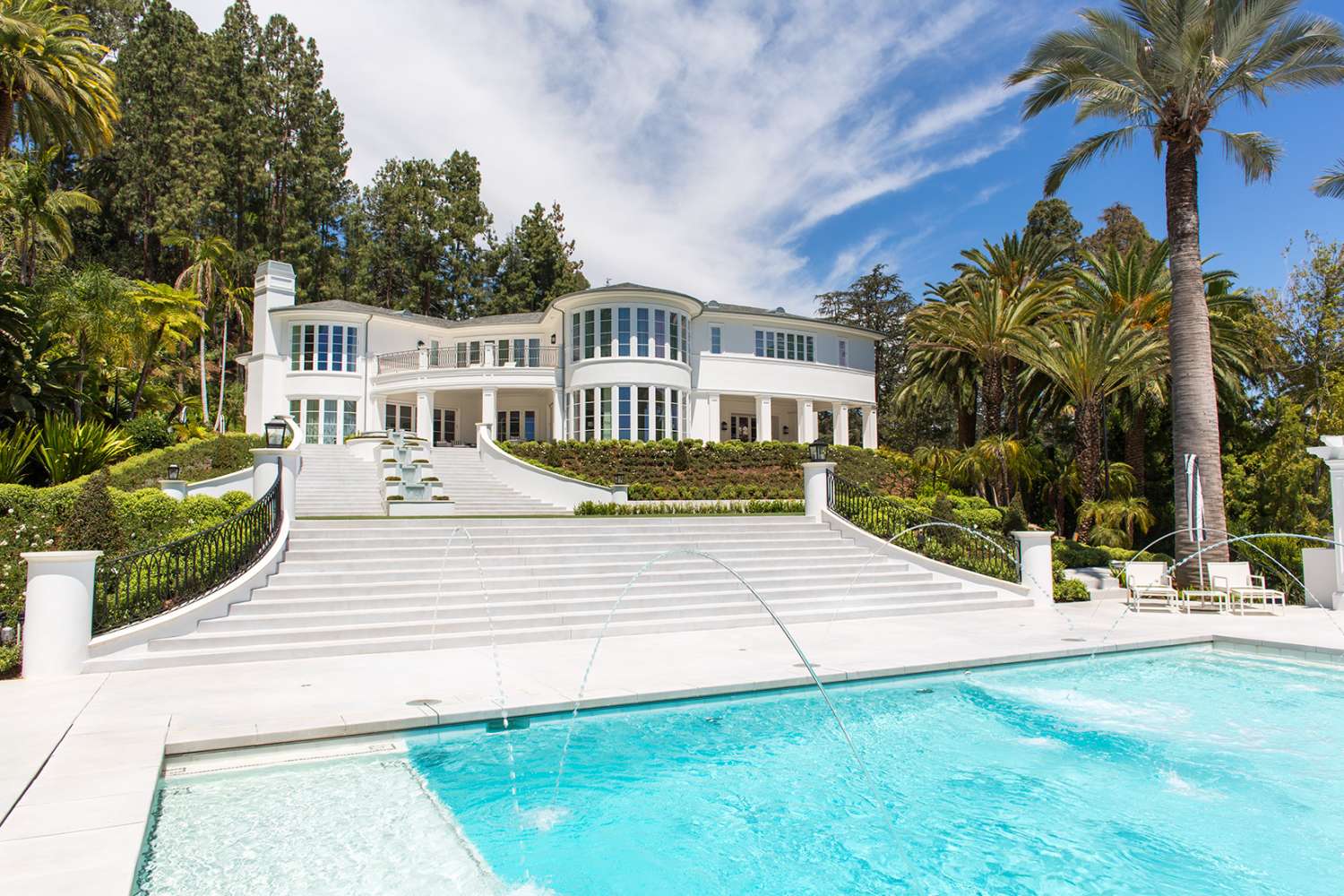 Mansion 19