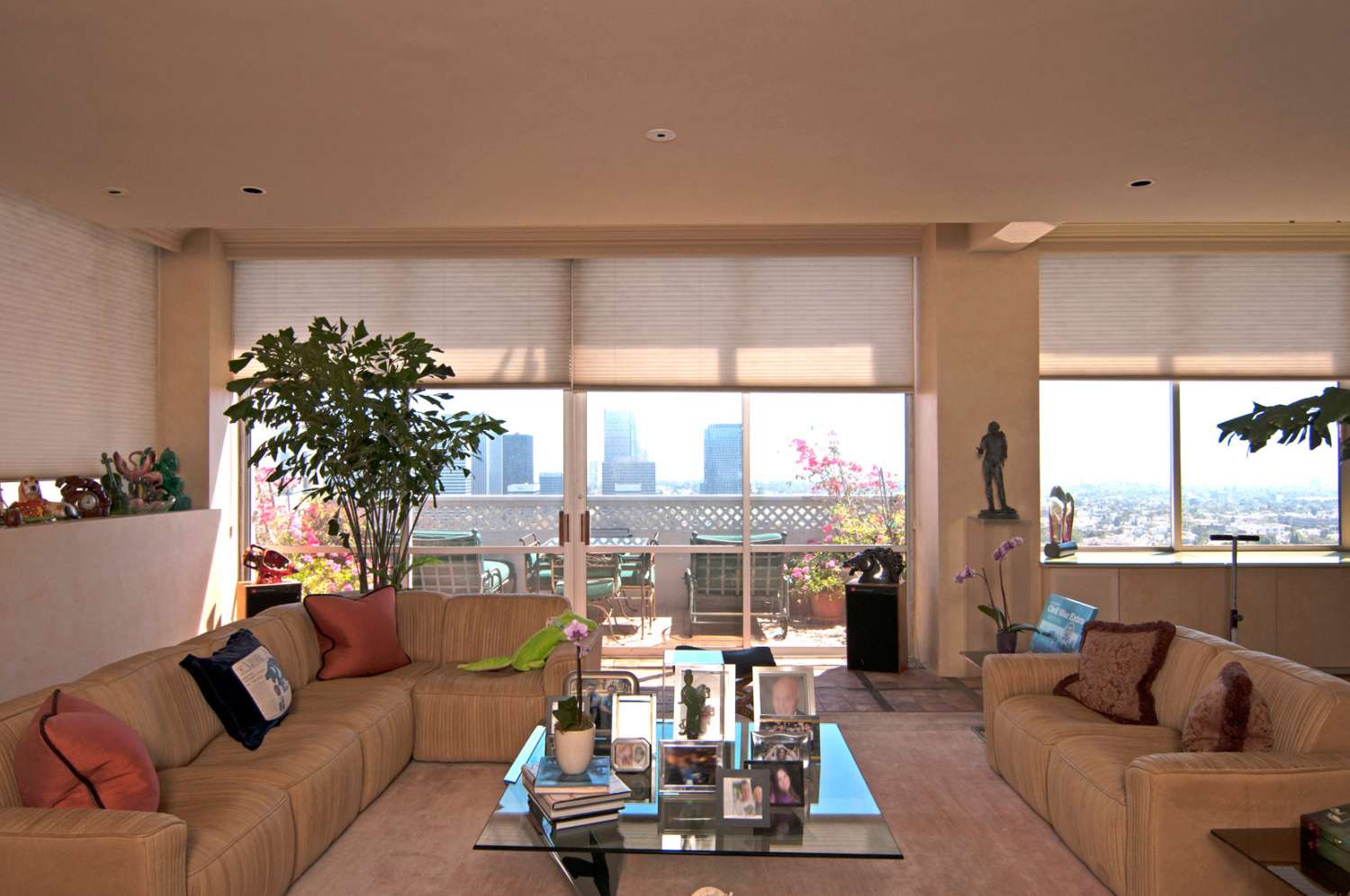 Apartment 37