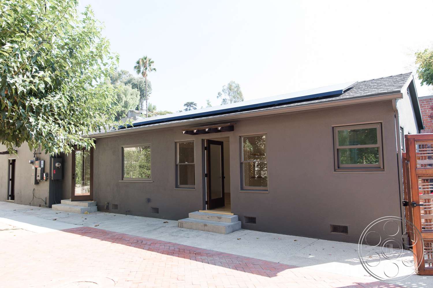 Bungalow 46 - patio, porch, door