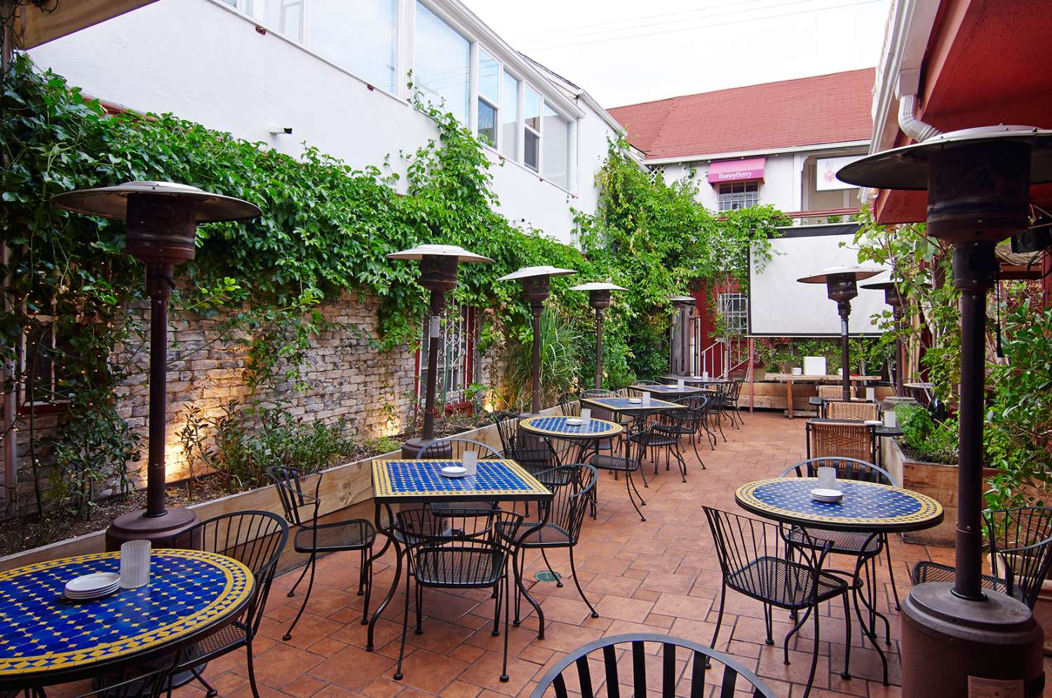 Restaurant 53