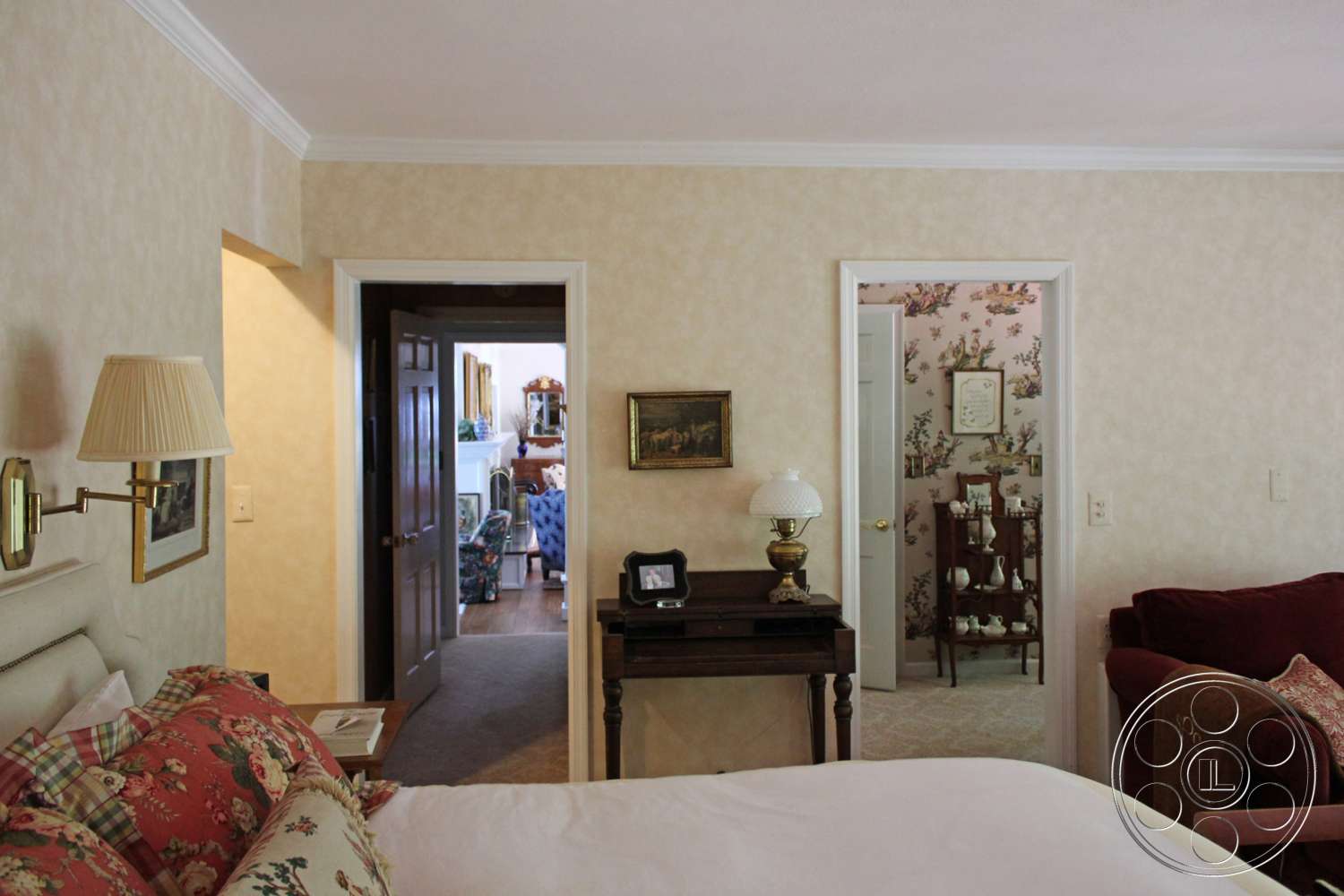 Long Island 9 - indoors, furniture, room, living room, couch, bed, bedroom