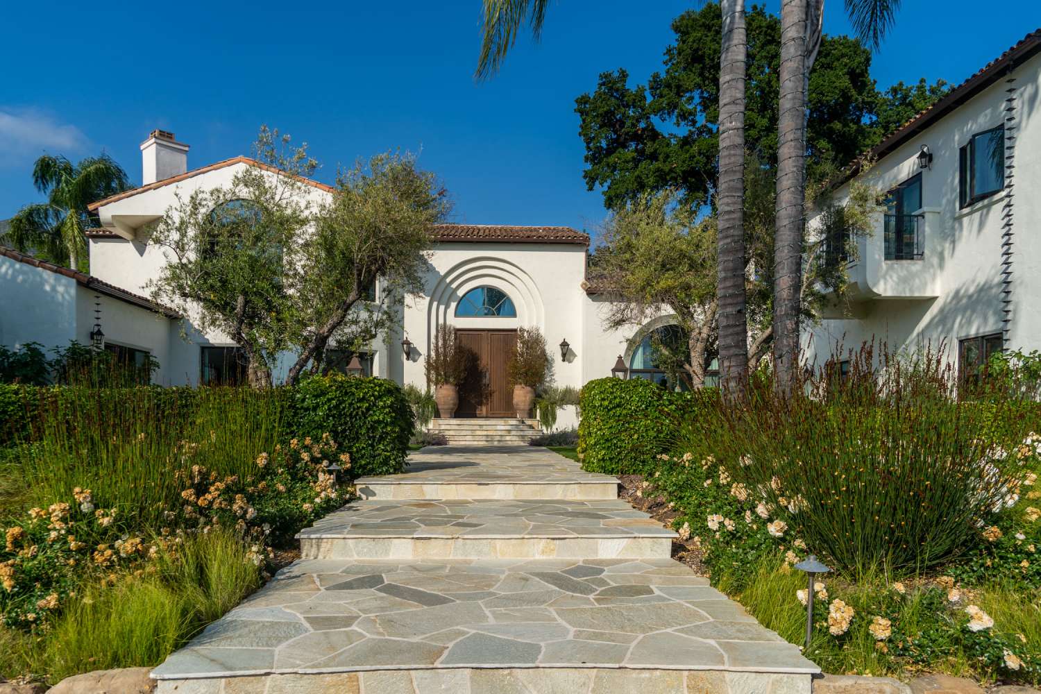 Ojai 9