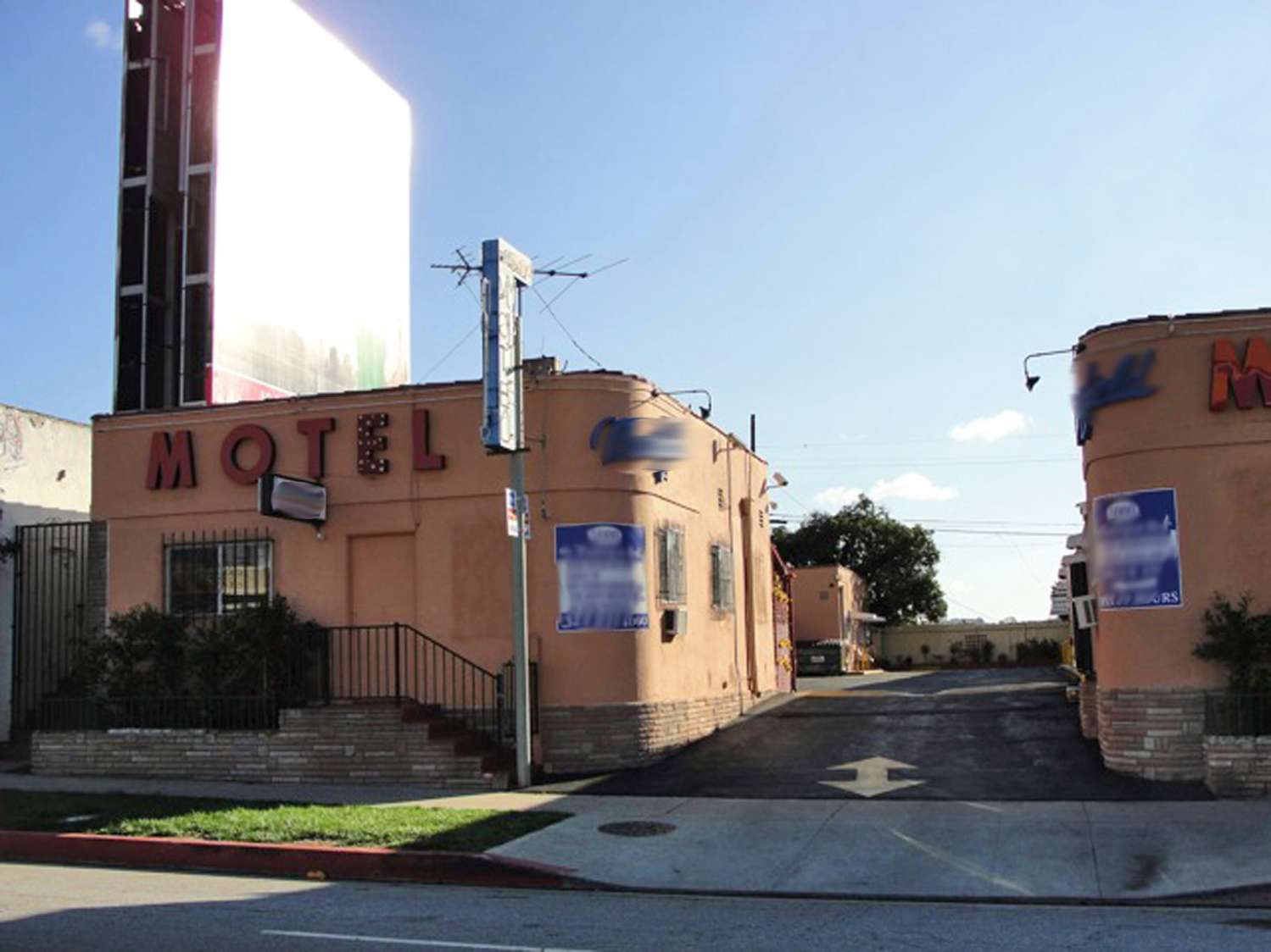 Hotel 46