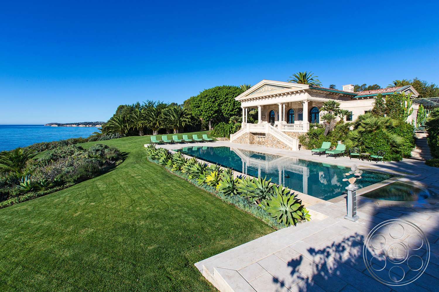 Mansion 16 - house, villa, grass