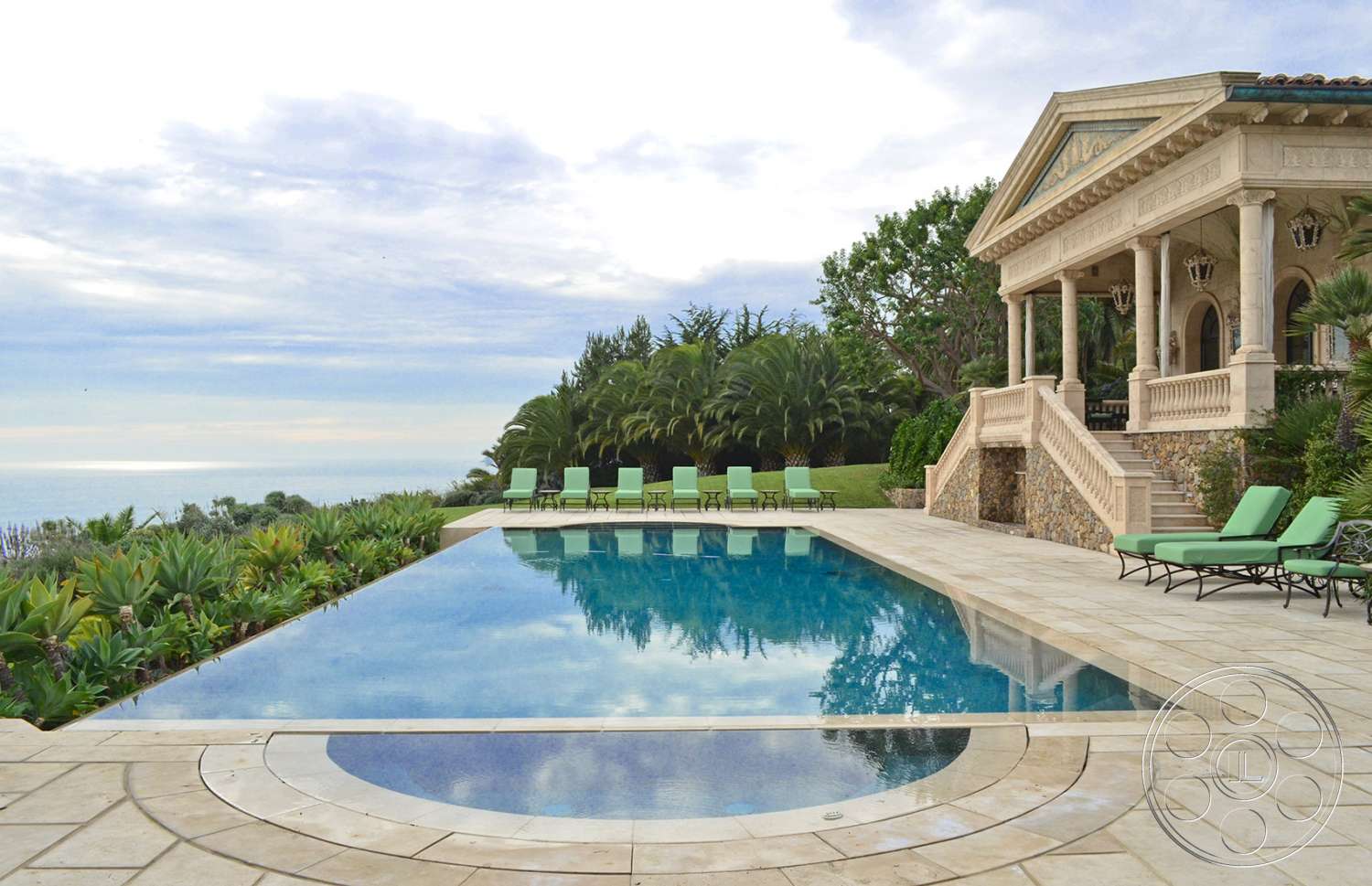 Mansion 16 - water, pool