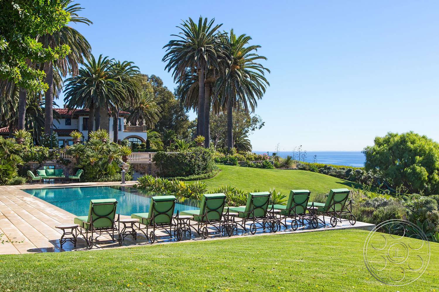 Mansion 16 - outdoors, tree, arecaceae, palm tree, grass, lawn, park