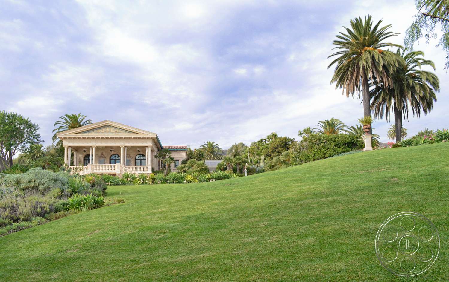 Mansion 16 - grass, lawn