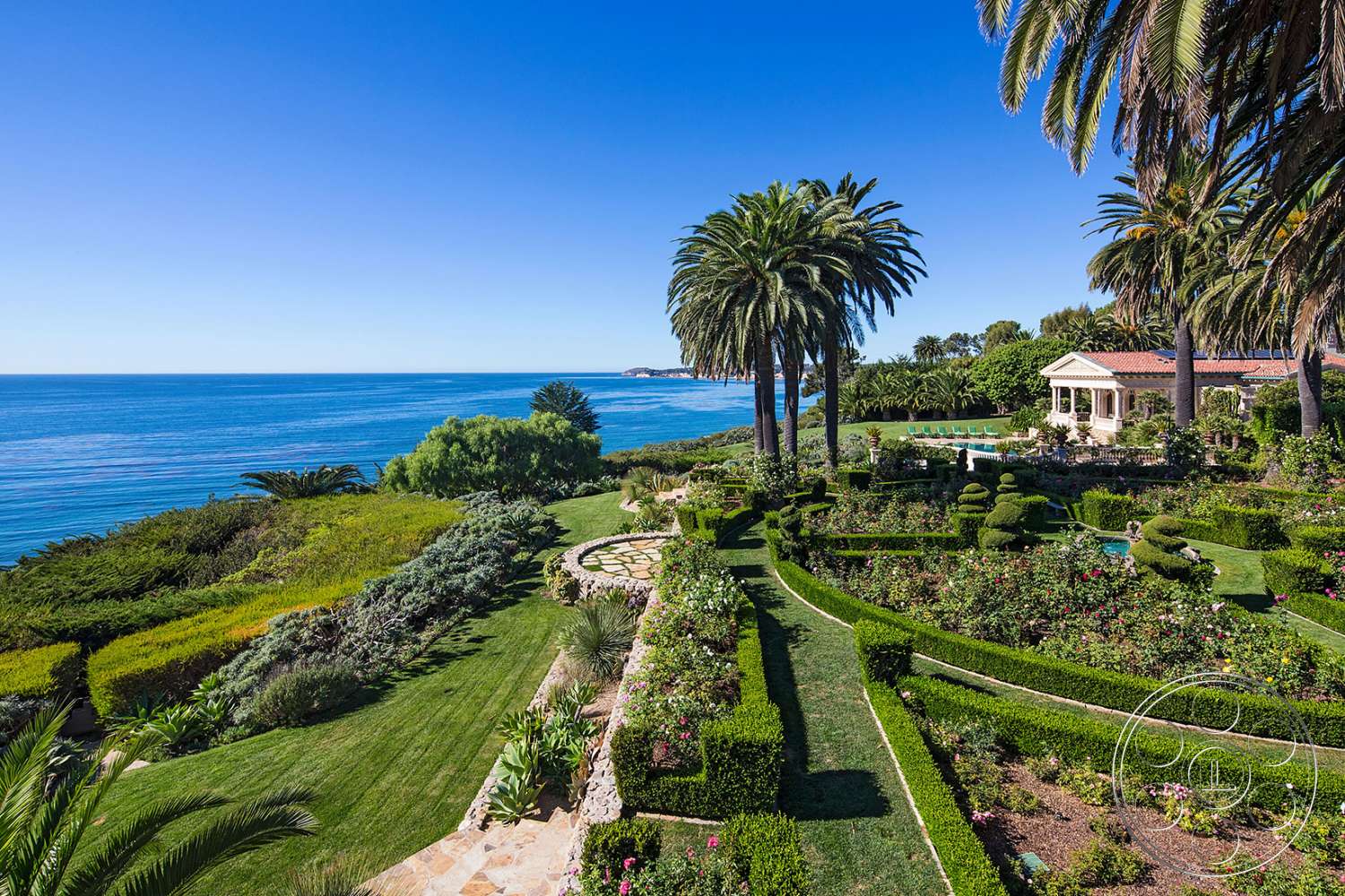 Mansion 16 - outdoors, tree, garden, arbour, arecaceae, palm tree, tropical