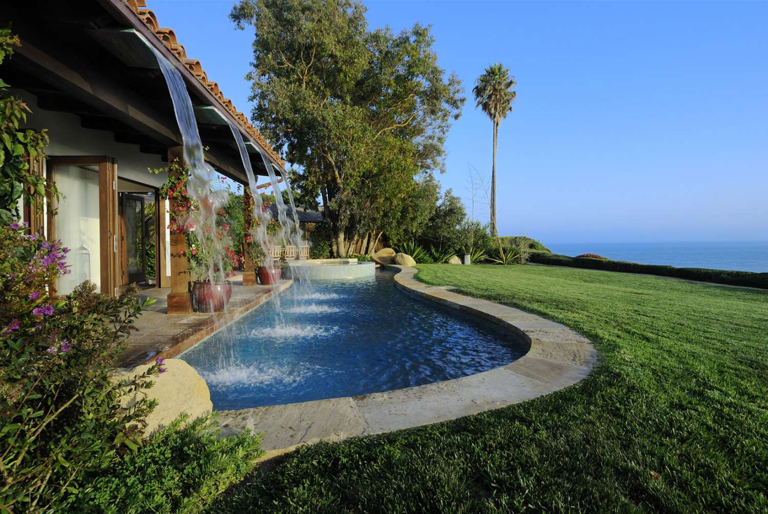 Santa Barbara 32