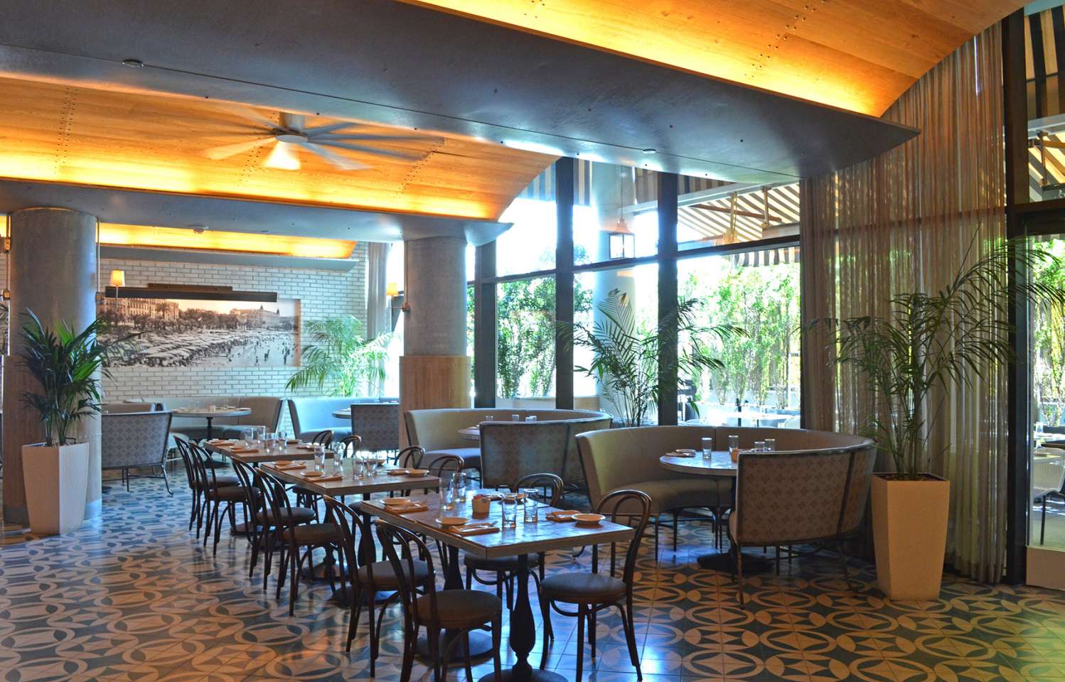 Restaurant 17